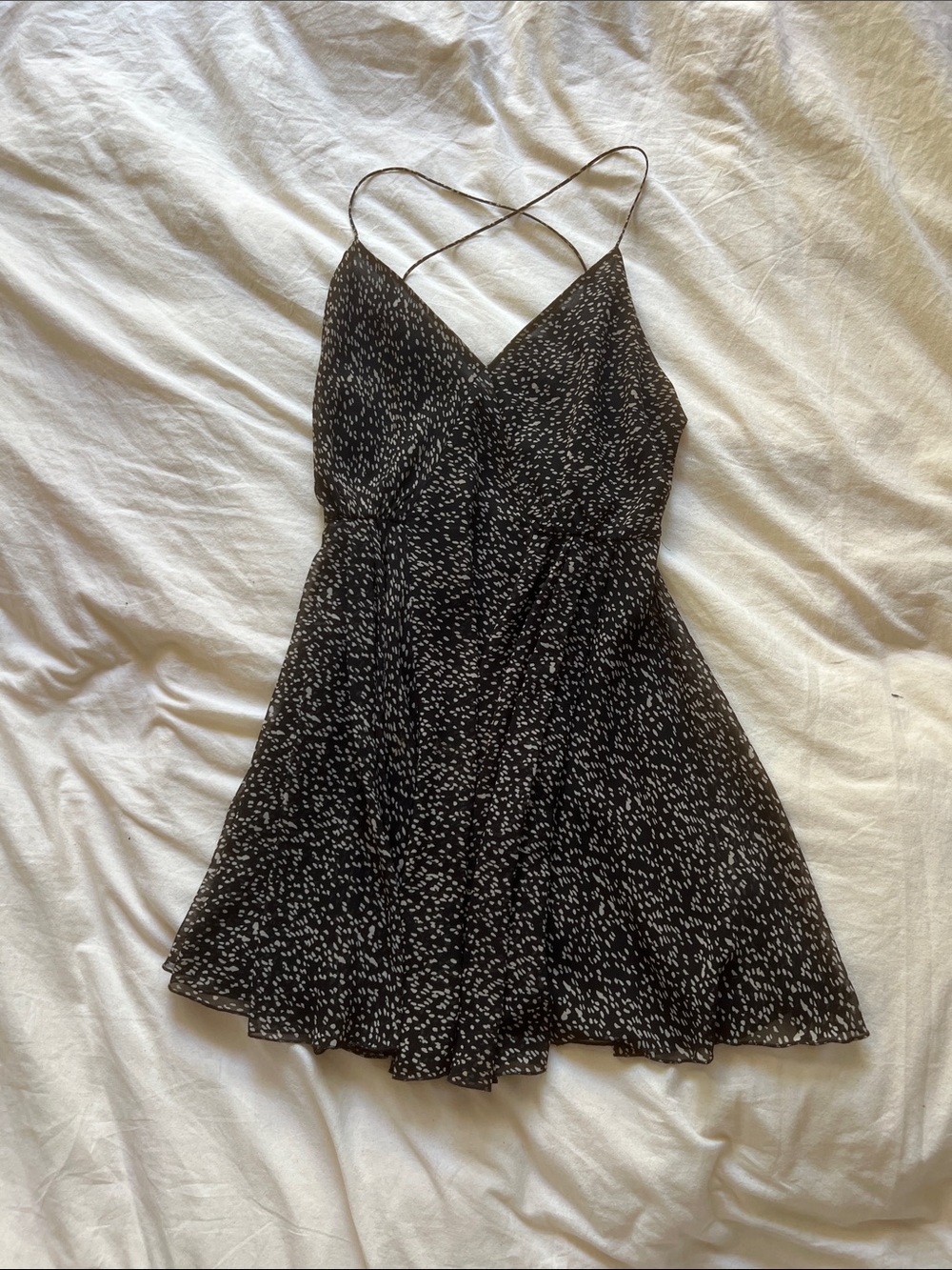 Vintage Y2K Forever 21 Black Spotted V-Neck Slip Dress with Thin Straps